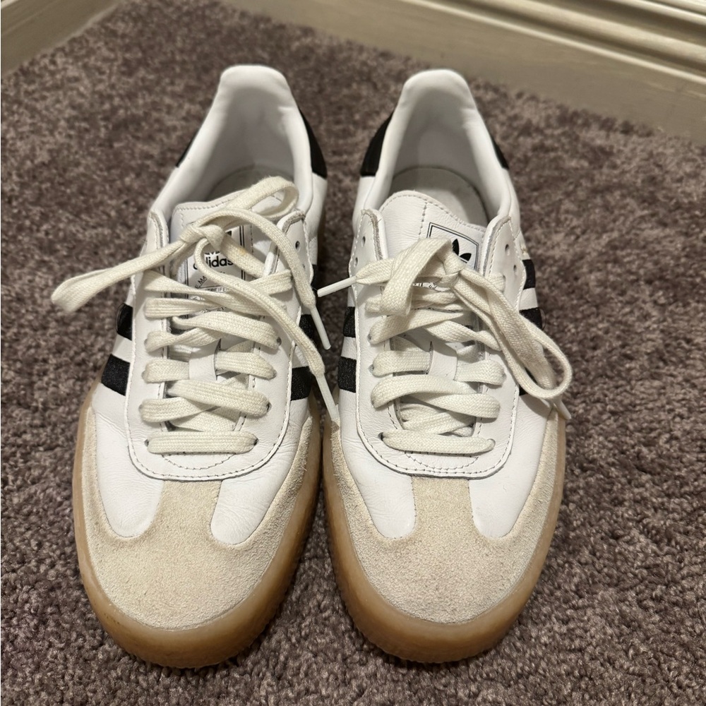 Adidas Originals Sambae Sneakers In White And Black